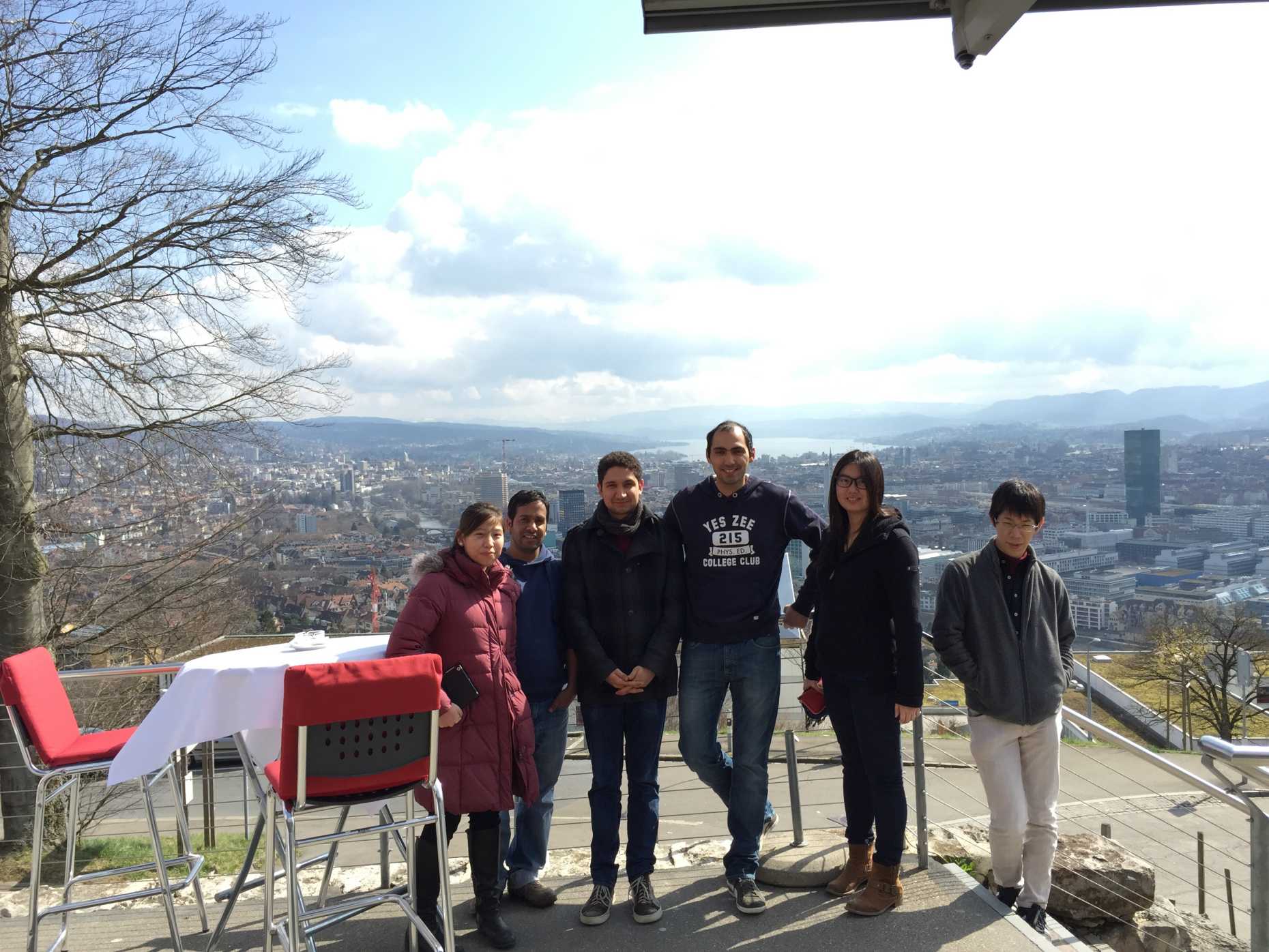 Enlarged view: group lunch 2015 winter