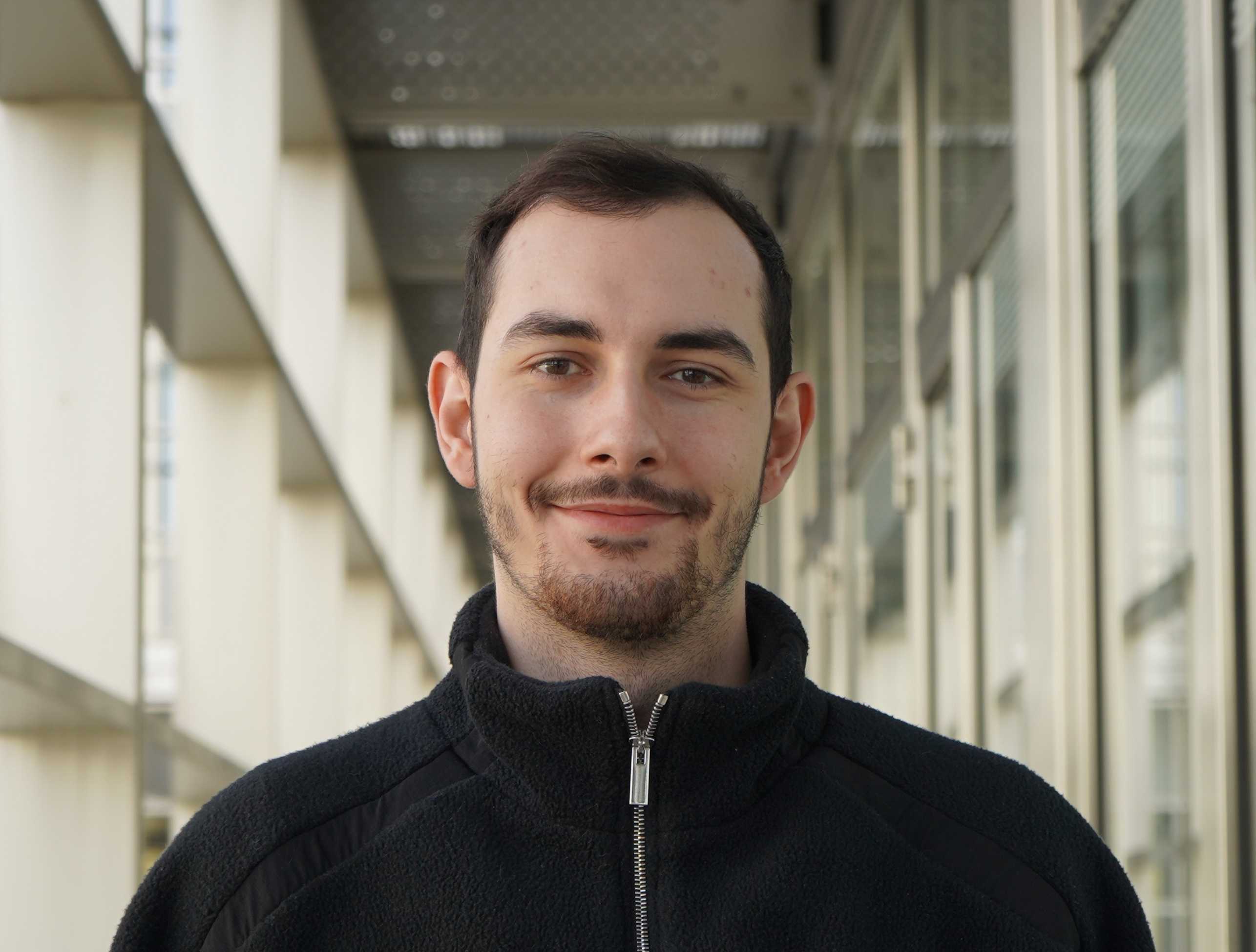 Enlarged view: lorenzo